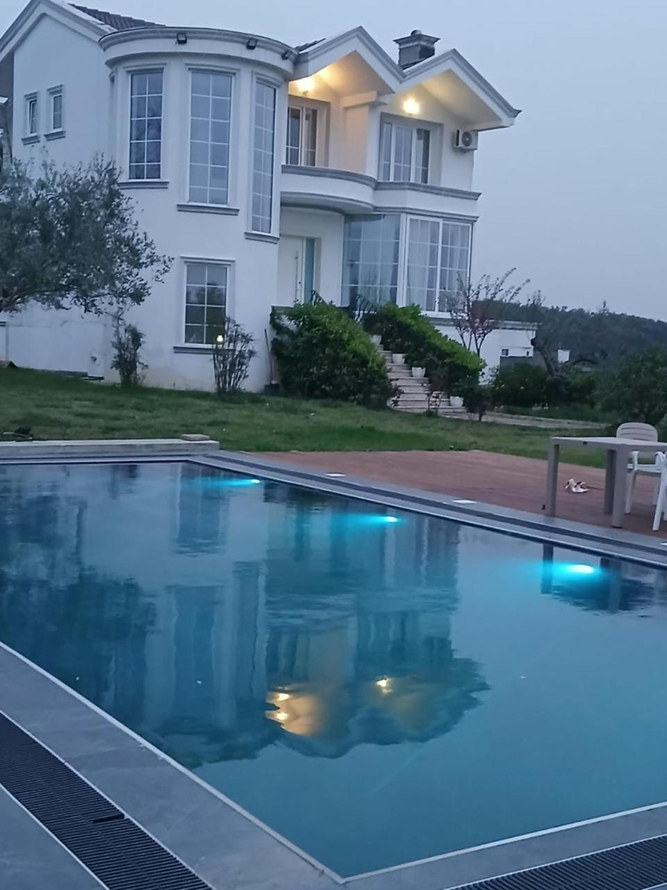 Kino Apartment Tirana Bagian luar foto